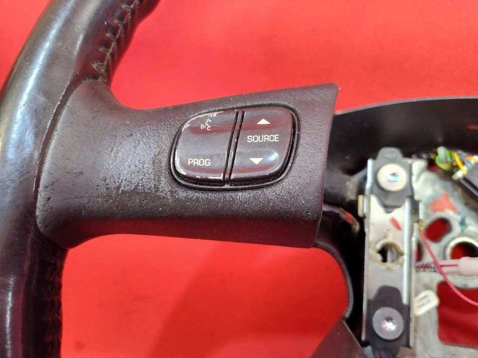 2003-2009 雪佛兰 GMC 凯迪拉克悍马方向盘黑色皮革带开关 — 第 3/4 张图片