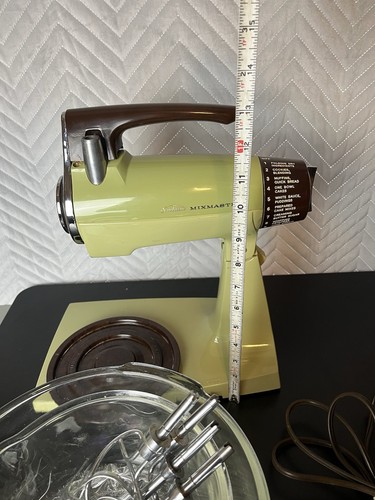 Vintage Sunbeam Mixmaster 12 Speed Mixer Avocado Green 7A Set Fire King Cottage - Bild 19 von 21