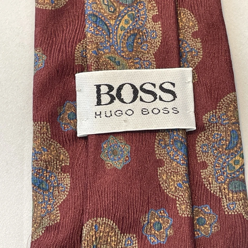 Corbata Hugo Boss Paisley Medalion Para Hombre 100% Seda Hecha en ITALIA Foto 4 de 4