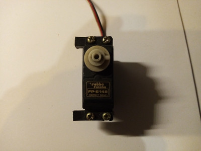 Robbe Servo FP-S148  -- in gutem zustand