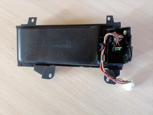 BMW E39 Front Center Console Storage with Cigarette Lighter OEM 8159694 Used - Picture 6 of 9