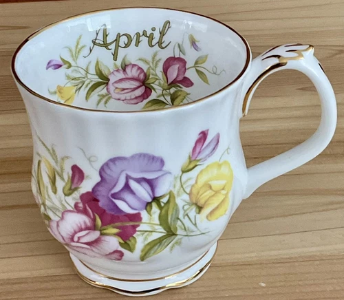 Royal Albert Flower Of The Month April Sweet Pea Mug