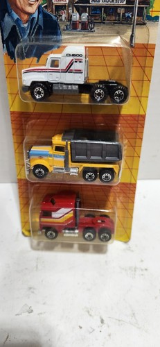 1990 Matchbox Truck Stop Gift Set Die-cast Metal Car - Picture 2 of 6