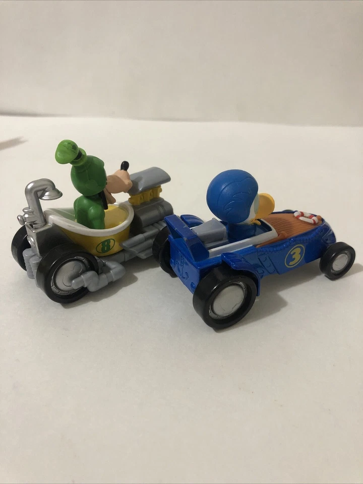 Disney Mickey Roadster Racers 2016 Die Cast Donald Duck Goofy coche de juguete lote de 2 Foto 4 de 4