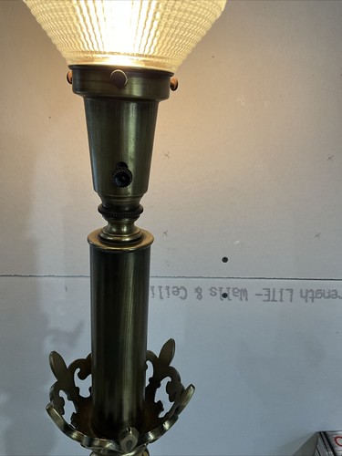 VTG Torchier Hollywood Regency Brass Table Lamp With  Glass Shade - Picture 8 of 16