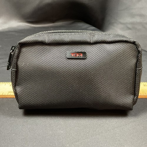 TUMI for Delta Zip Pouch Travel Case Cosmetic Bag 7” x 5”x 2” EMPTY BAG