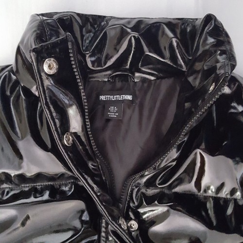 NWT PrettyLittleThing SIZE 0 Glossy Black Vinyl Cropped Zip Bubble Puffer Jacket - Picture 5 of 18