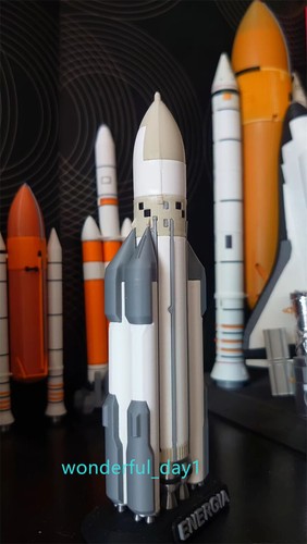 1/400 Scale cccp 11К25 Энергия Spacecraft Carrier Rocket Model Set Toy - Picture 2 of 7
