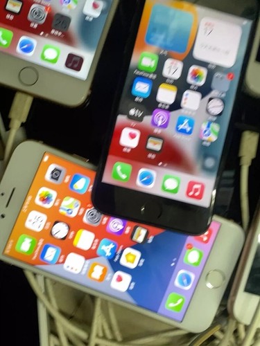Apple iPhone 8 Fully Unlocked (64GB 128GB 256GB) All colors Good - Afbeelding 4 van 15