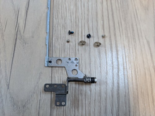 Lenovo Ideapad 330-15 320-15 LCD Screen Left Hinge Mounting Hinges AM13R000100 - Afbeelding 2 van 4