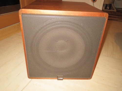 Canton Plus C Subwoofer