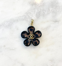 Lot of 1 Designer Gold Metal Zipper Pull Charm Flower Tortoise Acetate
