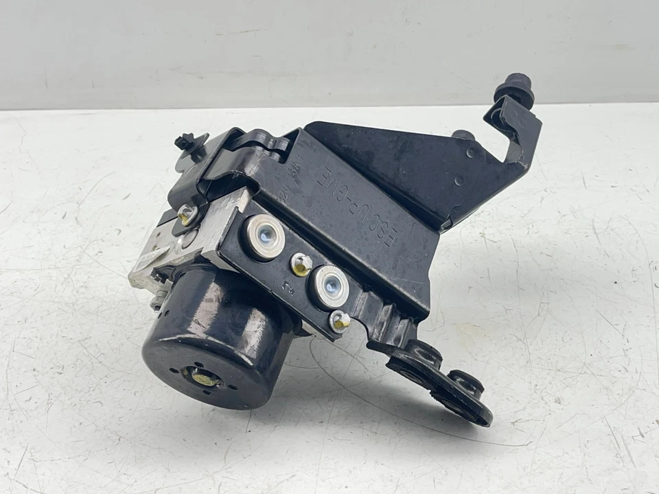 Насос антиблокировочный тормозной в сборе 2016-2019 BUICK CASCADA ABS 39061713 от оригинального производителя - Изображение 3 из 4