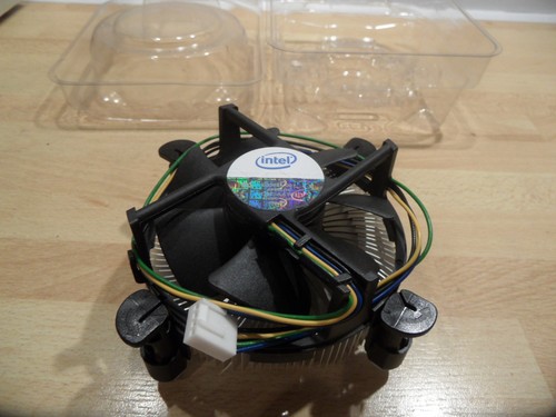 Intel Lüfter Kühler für Mainboard CPU  E33681-001 DTC-AAT03 12VDC 0,6A Delta