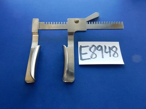 Jarit 300-262 Cooley Sternal Retractor