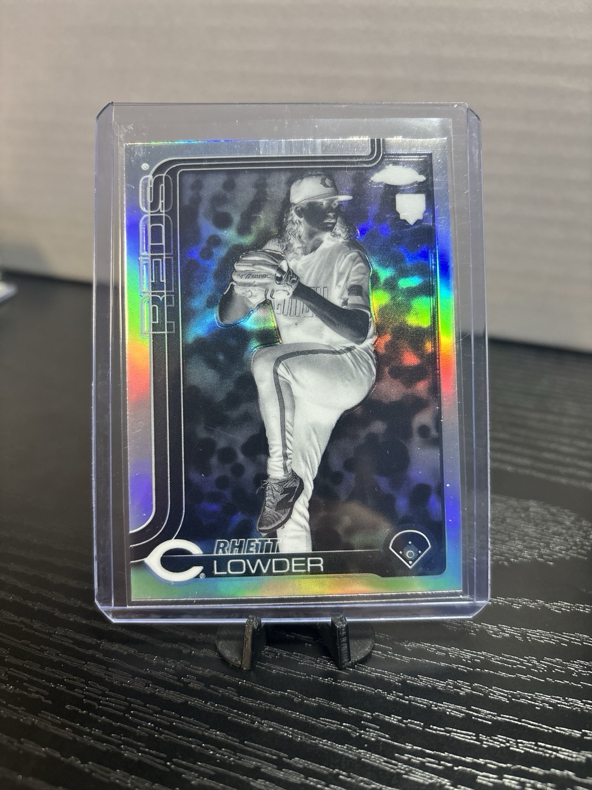 2025 Topps Chrome - Rhett Lowder #147 Negative Refractor (RC) Cincinnati Reds