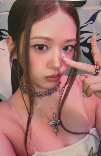 IVE The 4th EP SECRET A!SMART Japan POB Official Photocard PC - Picture 9 of 15