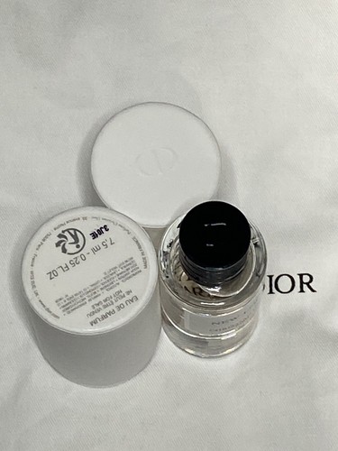 Christian Dior NEW LOOK EDP 7.5 mL Official Mini W/ Free Atomizer & Funnel - Picture 3 of 4
