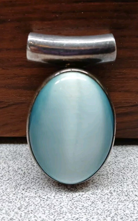 Picture 1 of 6