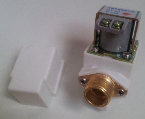 Professional N/C 12V DC 1/2" Electric Solenoid Valve For Water Air Normal Close - Picture 6 of 7