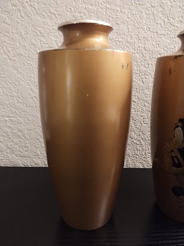 Vintage, Two Japanese Multi Metal Tones Vase Etched Engraved Fishermen Signaged - Picture 4 of 17
