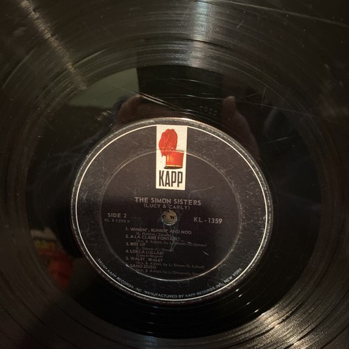 THE SIMON SISTERS Lucy & Carly-LP- KAPP KL1359- Fair Vinyl- w/pix!! - Picture 7 of 11