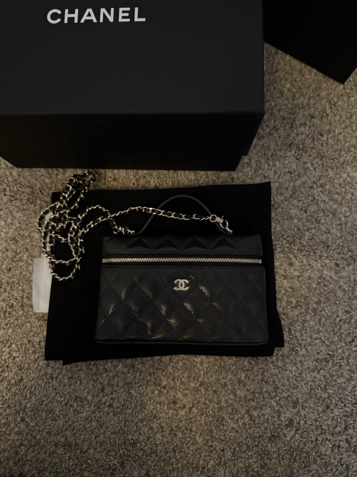 NWT Classic Vanity with Chain Chanel handbag Lambskin & Gold-Tone Metal Black thumbnail 2