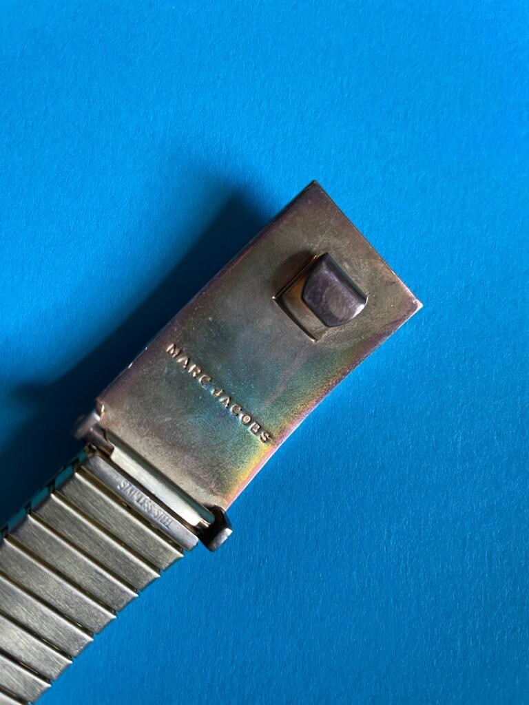 100% Authentic Rare Marc Jacobs Gold Tone Stretchy Metal  display picture 1
