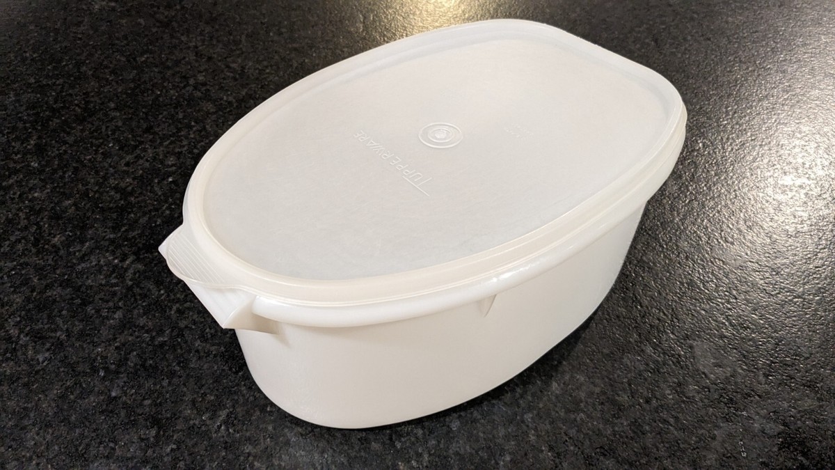 Tupperware 2 piece Vintage Ham Roast Turkey Keeper Container # 487