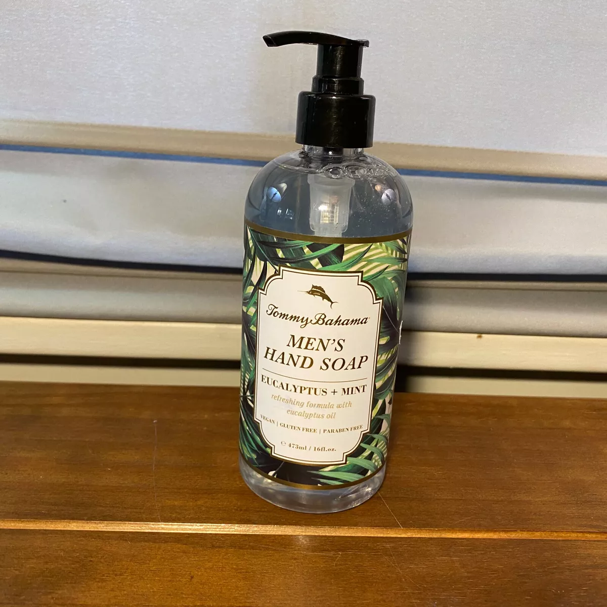 2 Bottles Tommy Bahama Mens Hand Soap Eucalyptus Mint 16 Oz Each