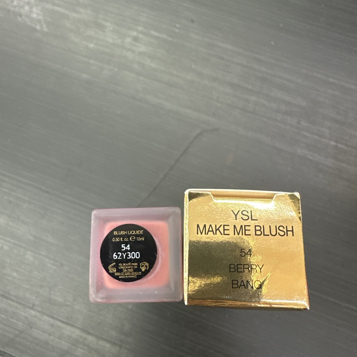 YSL MAKE ME BLUSH No.54 ベリー バン Amazon.com : Make Me Blush Liquid - 54 Berry Bang by Yves