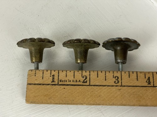 Lot of 3 Vintage Ethan Allen Country 2" to 1" French Knob Pull Hardware - Picture 10 of 10