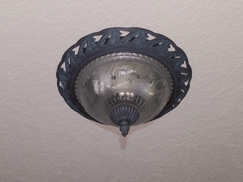 Vintage 2003 Hampton Bay flush Mount Dome Ceiling Light Fixture Model #58826