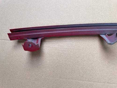 Toyota Celica T23 Gen7 99-06 Front Door Lower Frame Sub-Assy Glass Run, LH Left - 第 2/7 張圖片