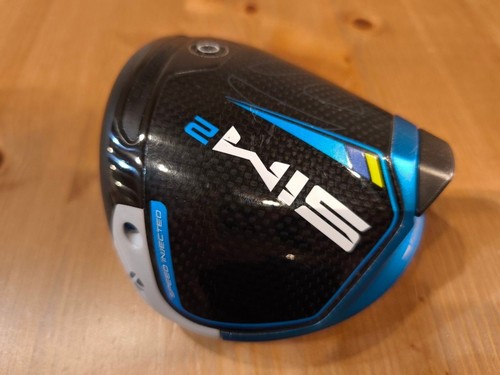 TaylorMade SIM2 10.5° Driver Head Only With Head Cover Right Handed - Picture 4 of 6