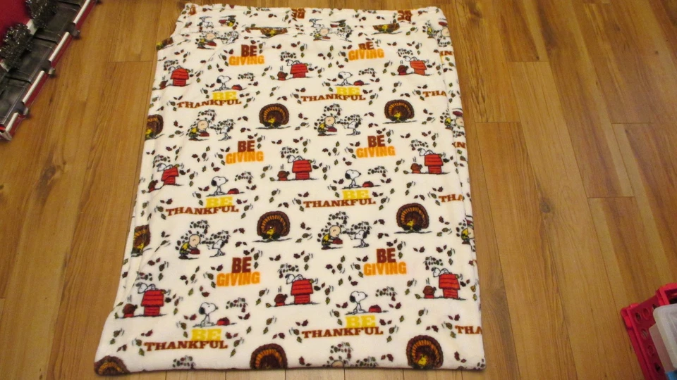 Manta Peanuts Snoopy Charlie Marrón Otoño Otoño Be Thankful Fleece Throw 55x70 Foto 2 de 4