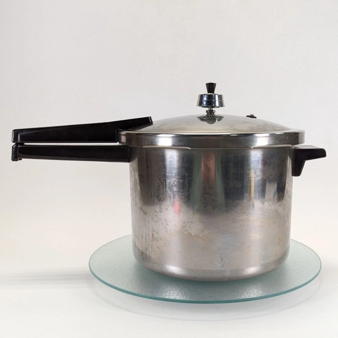 Vintage Presto 6 Qt Stainless Steel Pressure Cooker C601A w/ Jiggler
