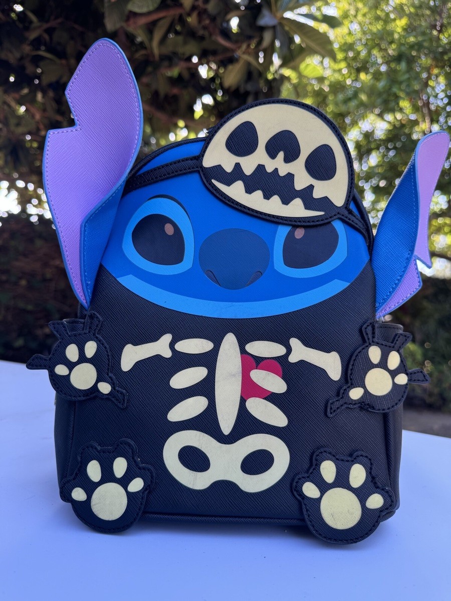 Her Universe Disney Lilo & Stitch Skeleton Stitch Glow-in  display picture 2