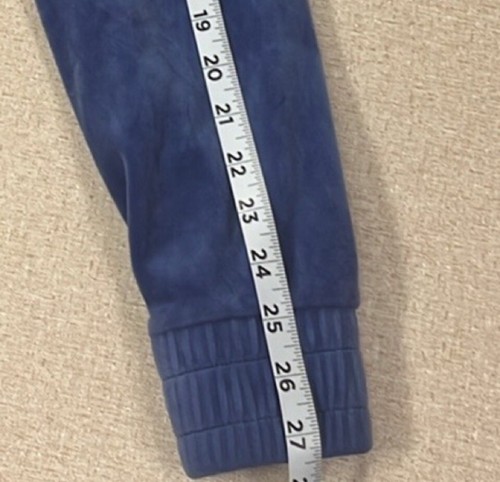FILA Velour Hoodie Women’s Size Medium Clr Blueish Purple Pockets Soft Cozy Y2K - Picture 6 of 8