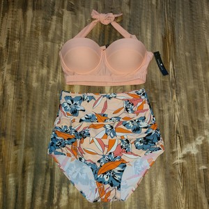 unique & classic swimsuit