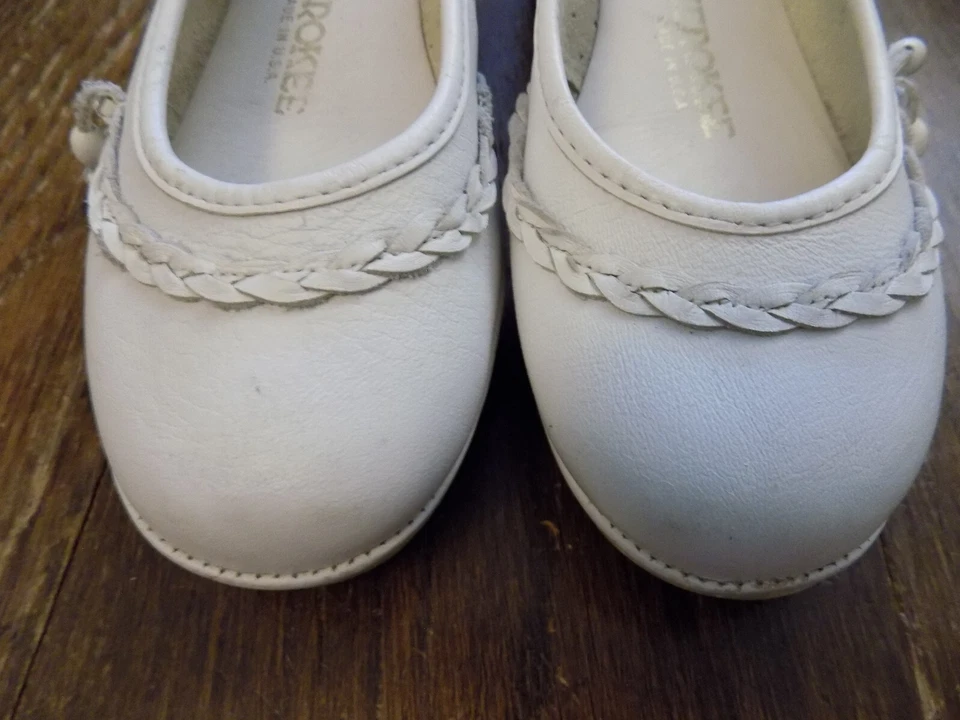 De Colección Cherokee Goma 1.75" Tacón de Cuña Cuero Blanco Borlas de Cuentas Trenzadas EE. UU. Talla 5 Foto 3 de 4