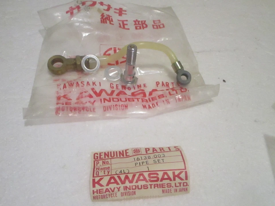 Juego de tubos de aceite de fabricante de equipos originales Kawasaki H1 H1C RH PN:16138-003 NUEVO DE STOCK Foto 2 de 4