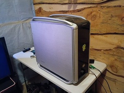 Newly Built, RTX 2060, Full ATX Gaming Desktop, Comes With Games, Liquid Cooled!