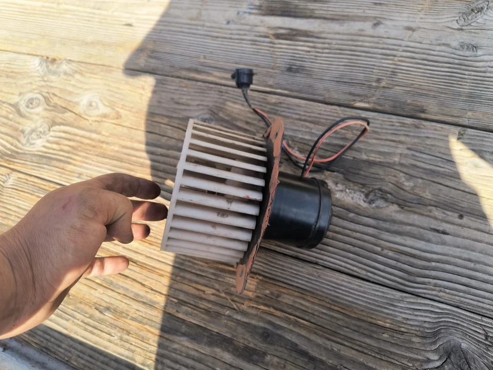 83 84 85 86 87 88 89 90 MOTOR SOPLADOR FORD RANGER Foto 4 de 4