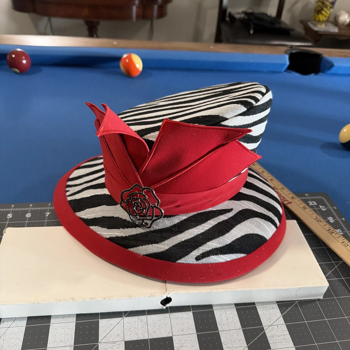 Vintage Red Wool Church Hat w/ Feathers pinup retro rockabilly Kentucky Derby Rockabilly Red Vintage Hats for Women for sale | eBay main image 4