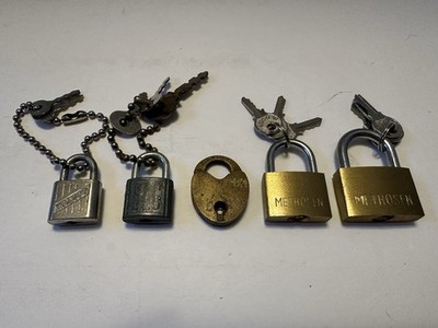 (Lot of 5) Tiny Vintage Padlocks Some With Keys Brands: Walsco, SLC, Eagle Lock