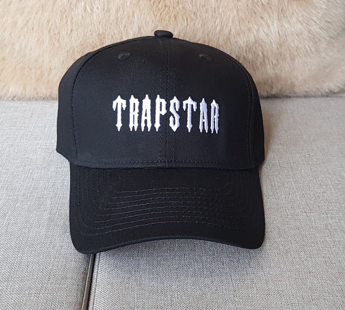 New Trapstar LOGO Black Cap Hat Baseball Adjustable UK Seller