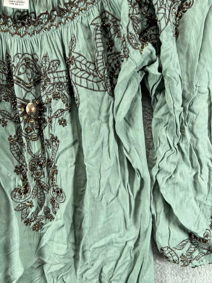 Mini Vestido Túnica Pequeño Boho Verde Con Cuentas Bordado Verde Krista Lee para Mujer Foto 2 de 4