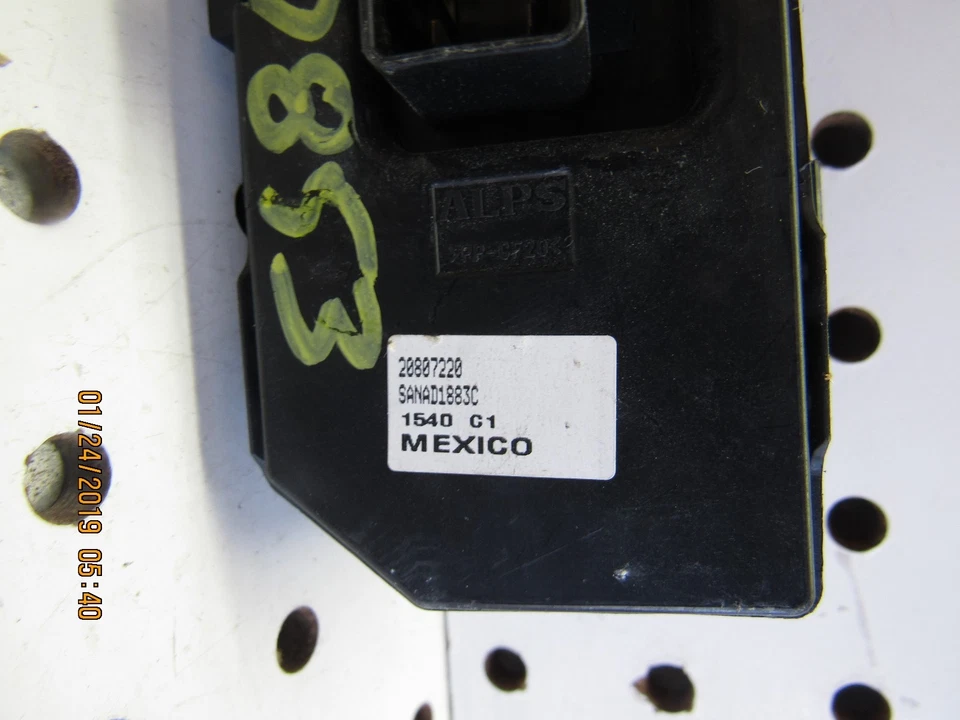 Левый главный выключатель стеклоподъемника для Chevrolet Malibu 2004 2005 2006 2007 годов выпуска от оригинального производителя - Изображение 3 из 3