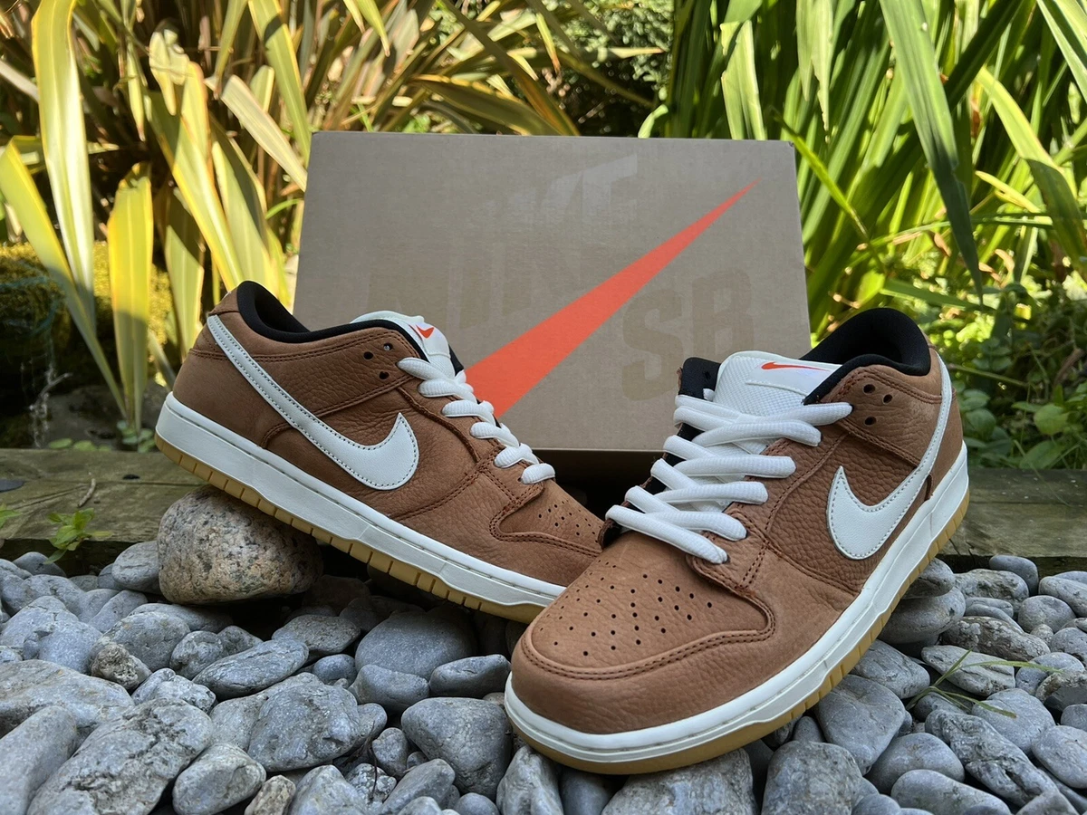 dunk low dark russet